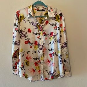 Floral, silk-like Ralph Lauren button up blouse